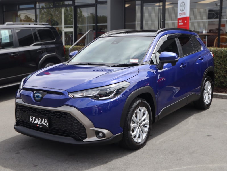 2022 Toyota Corolla Cross 1.8L HYBRID AWD/4WD,... image 3