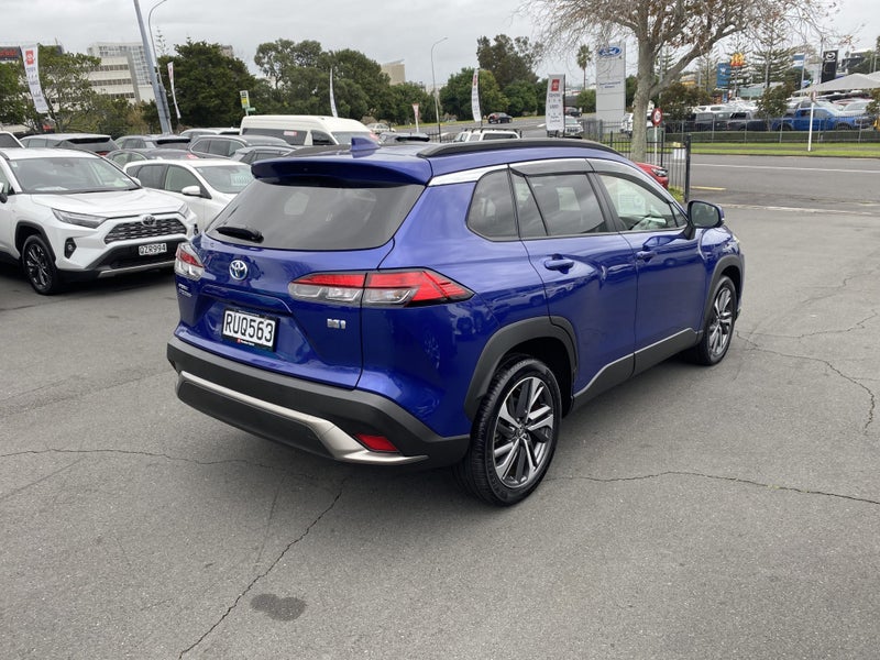 2022 Toyota Corolla Cross 1.8P Hybrid Z SUV image 2