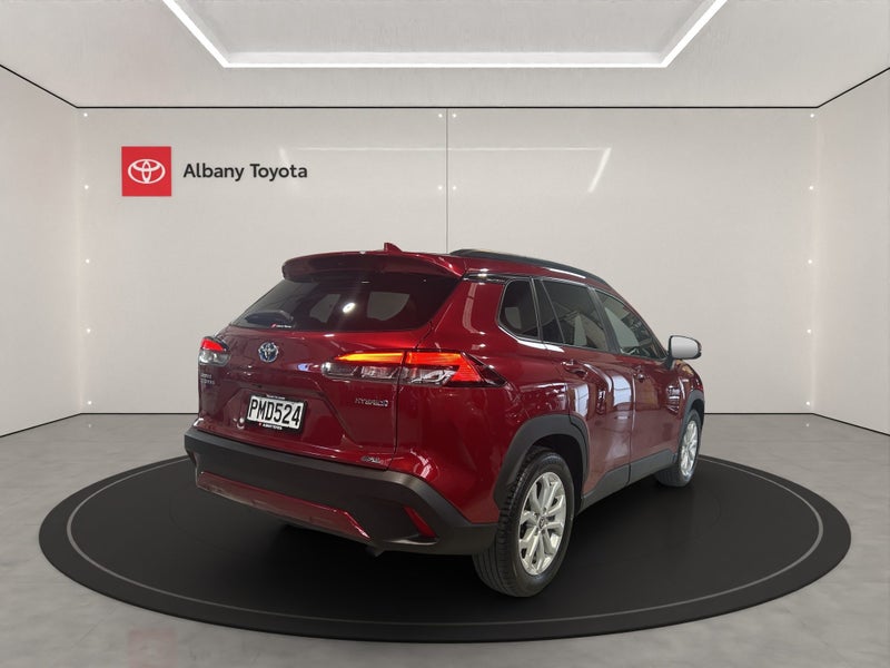 2022 Toyota Corolla Cross GXL 2.0P HEV ECVT FWD... image 3