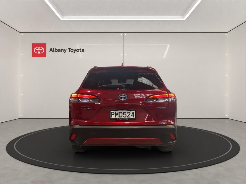 2022 Toyota Corolla Cross GXL 2.0P HEV ECVT FWD... image 4
