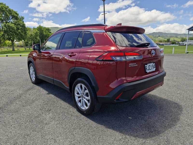 2022 Toyota Corolla Cross GXL 2.0P HEV ECVT FWD... image 5