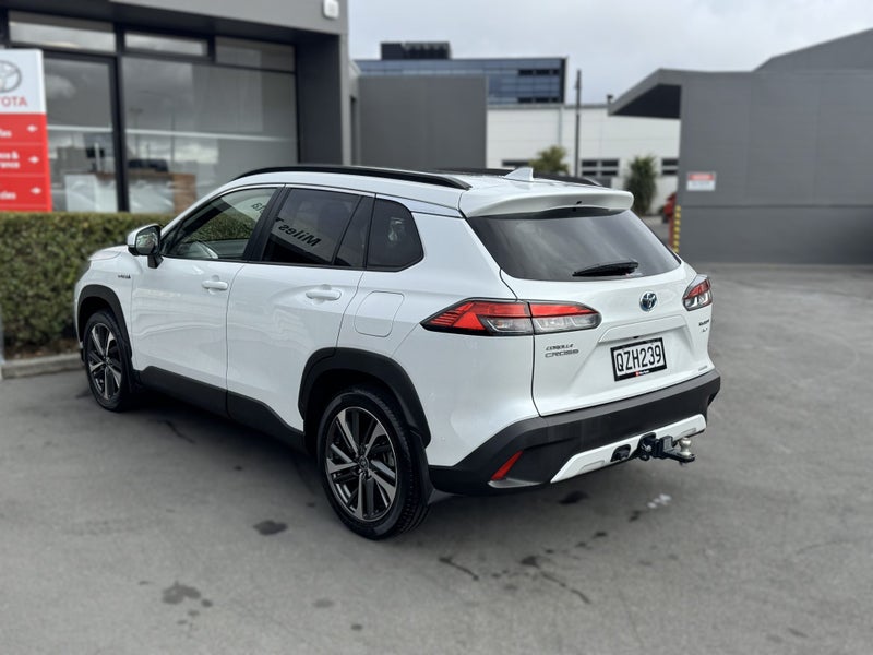 2022 Toyota Corolla Cross Limited 2.0 Hybrid Al... image 5