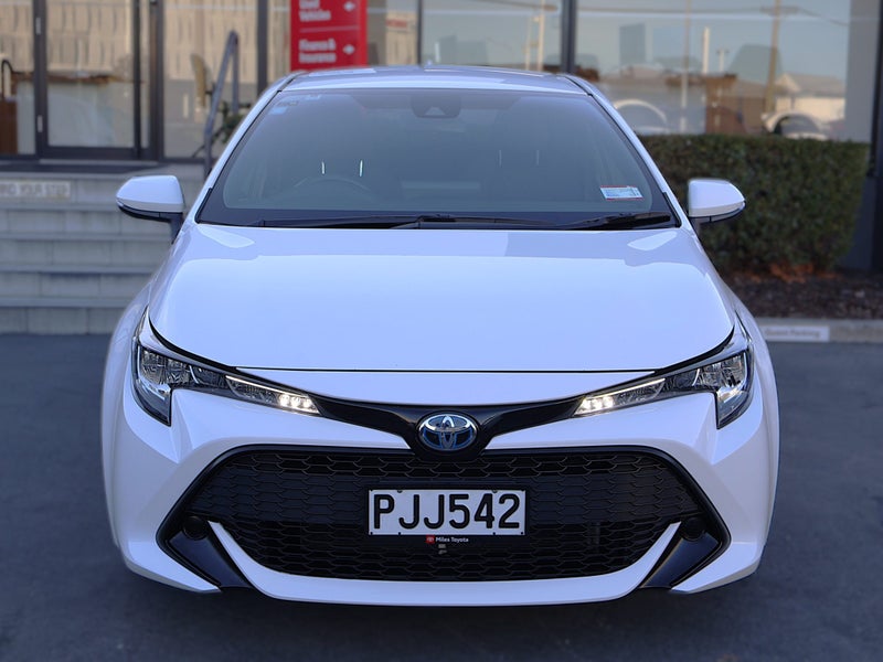 2022 Toyota Corolla GX 1.8 Hybrid image 2