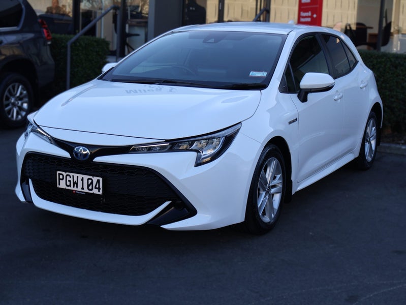 2022 Toyota Corolla GX 1.8 hybrid hatch image 3