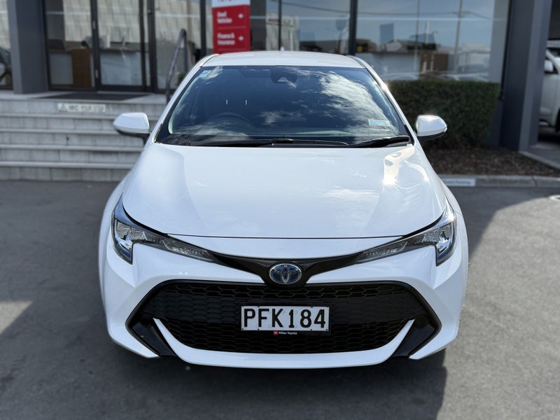 2022 Toyota Corolla GX 1.8 Hybrid, Hatchback image 2