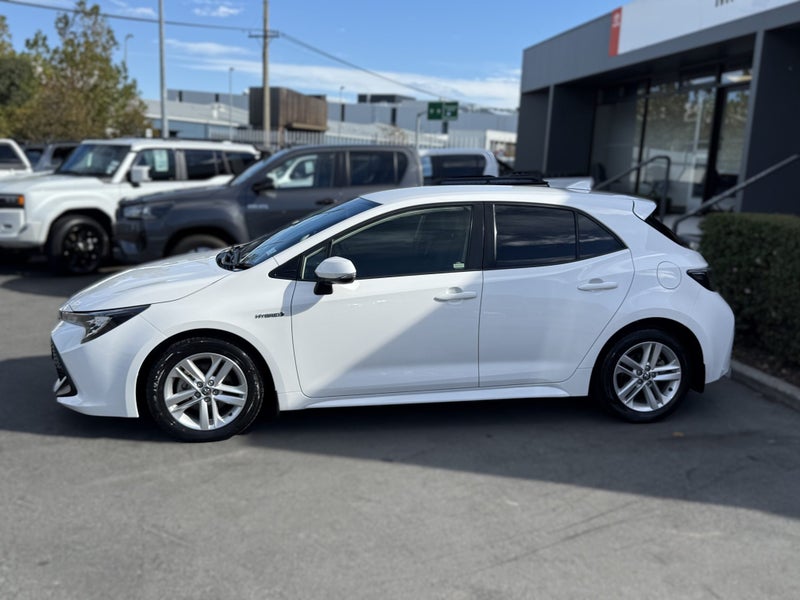 2022 Toyota Corolla GX 1.8 Hybrid, Hatchback image 4