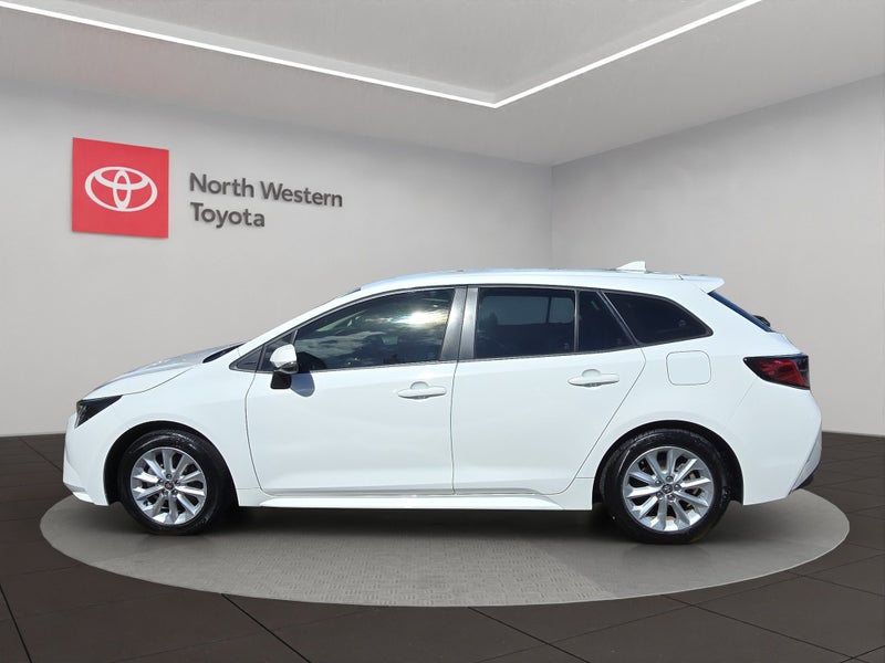 2022 Toyota Corolla GX 1.8L Petrol FWD Hatchback image 4