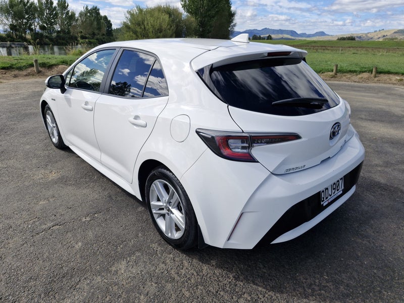 2022 Toyota Corolla GX 1.8P HV CVT FWD HB/5D/5S... image 5