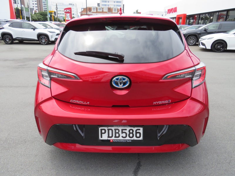 2022 Toyota Corolla GX 1.8P HV CVT FWD HYBRID image 5