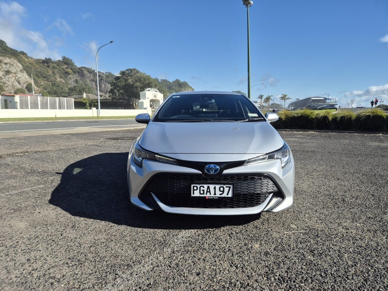 2022 Toyota Corolla GX 1.8P Hybrid image 2
