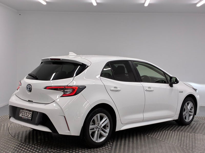 2022 Toyota Corolla GX 1.8P Hybrid image 3