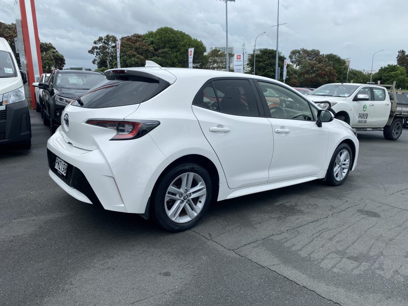 2022 Toyota Corolla GX 2.0P Hatchback image 2