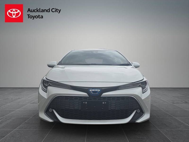 2022 Toyota Corolla Sport 1.8 Hybrid G Style Pa... image 2