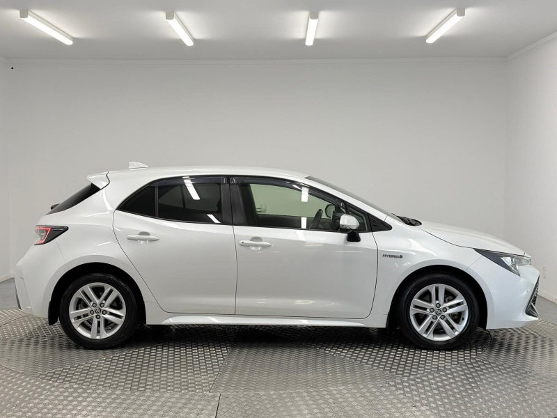 2022 Toyota Corolla SX 1.8P Hybrid image 2