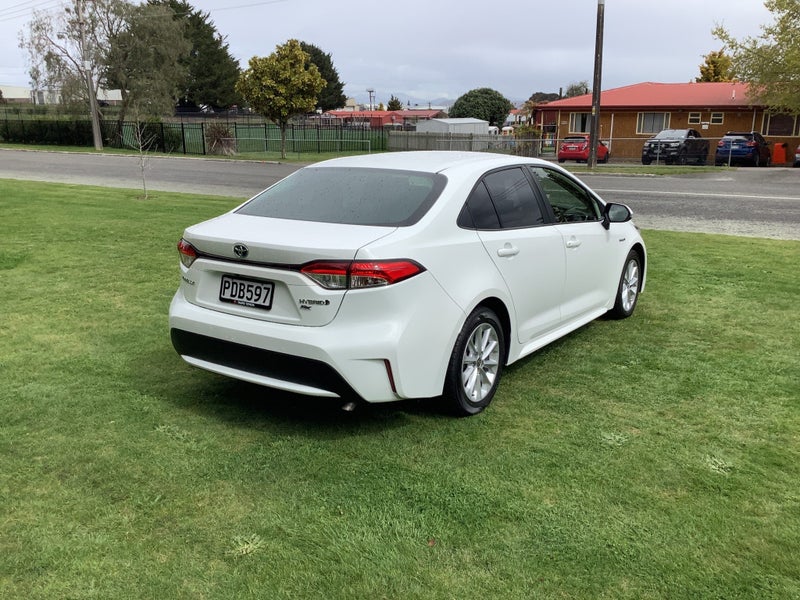 2022 Toyota Corolla SX Sedan 1.8L Hybrid Electr... image 5