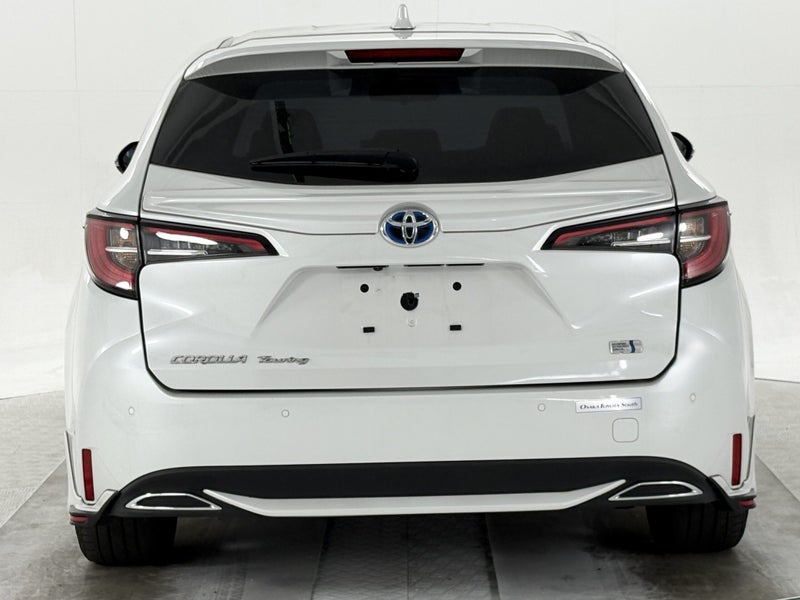 2022 Toyota Corolla Touring 1.8 HV WxB 50 Milli... image 3