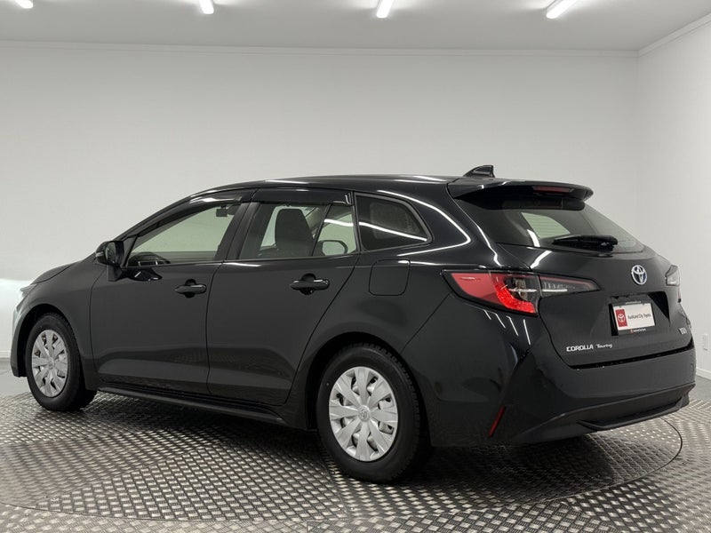 2022 Toyota Corolla Touring 1.8 Hybrid G-X 4WD image 5
