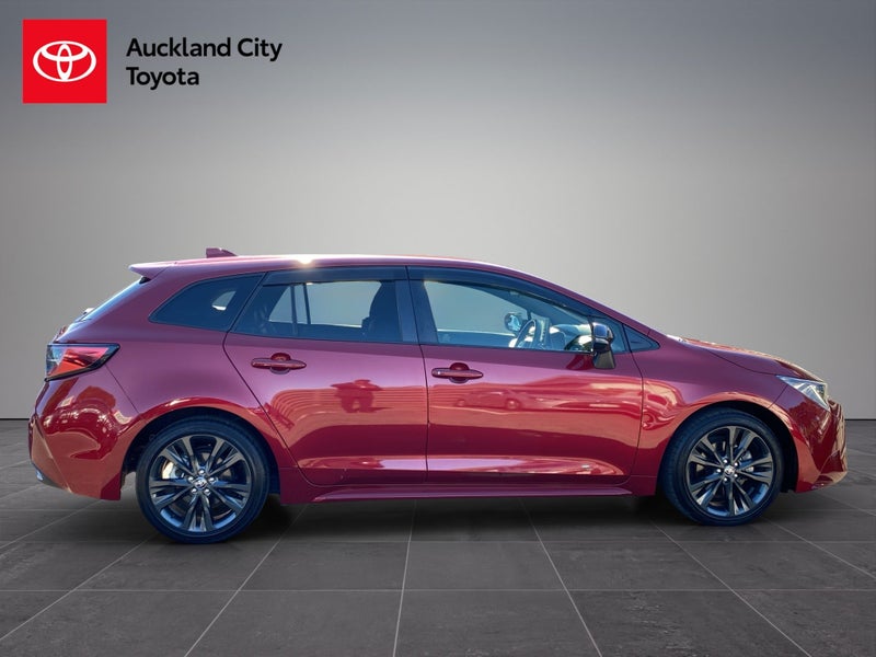 2022 Toyota Corolla Touring 1.8 Hybrid WxB 5 Dr... image 2