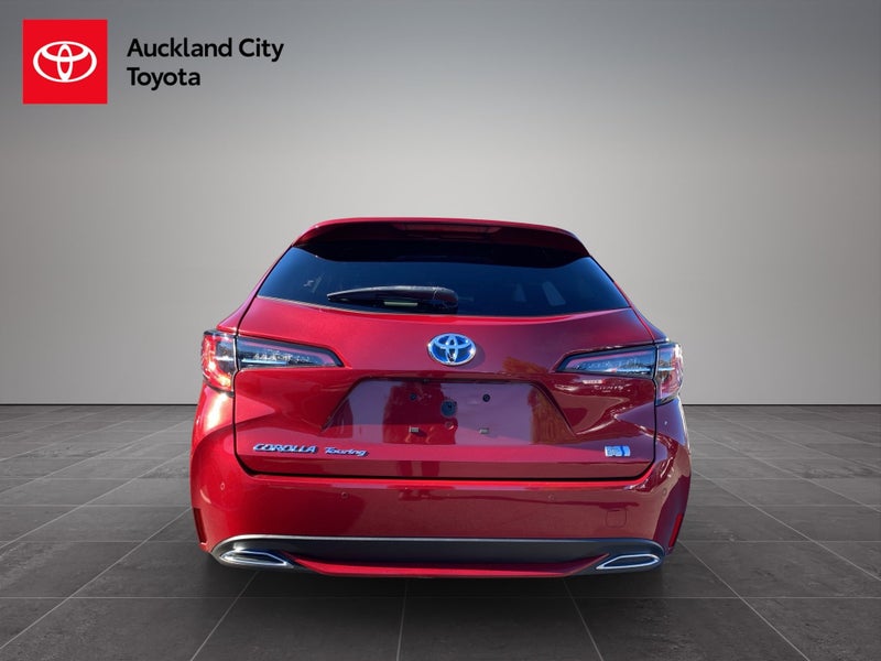 2022 Toyota Corolla Touring 1.8 Hybrid WxB 5 Dr... image 4