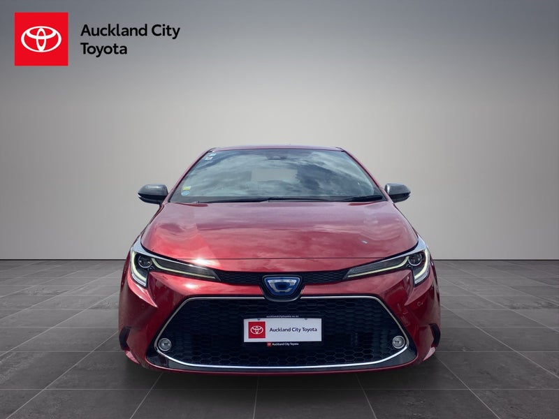 2022 Toyota Corolla Touring 1.8 Hybrid WxB 5 Dr... image 2