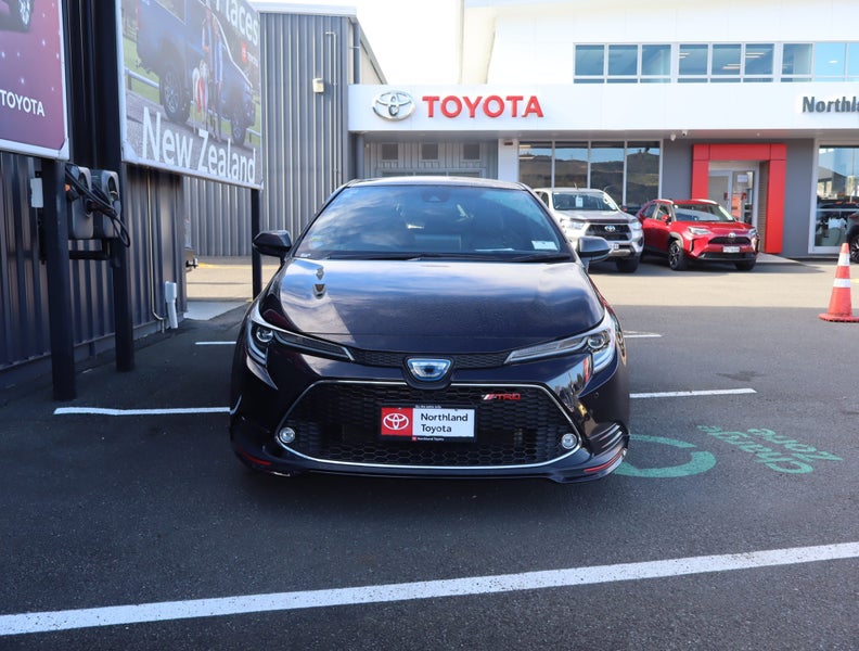 2022 Toyota Corolla Touring 1.8 Hybrid WxB 5 Dr... image 2