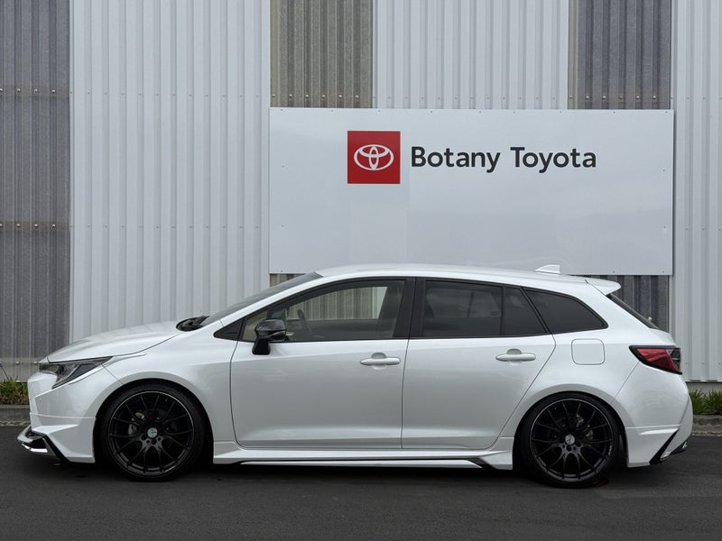 2022 Toyota Corolla Touring 1.8 Hybrid WxB 5 Dr... image 3