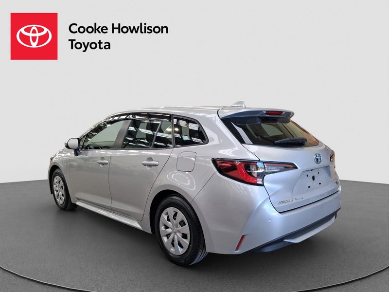 2022 Toyota Corolla Touring 1.8L image 4