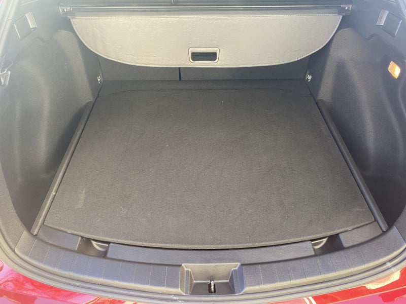 2022 Toyota Corolla Touring 1.8P Hybrid WxB Wagon image 4