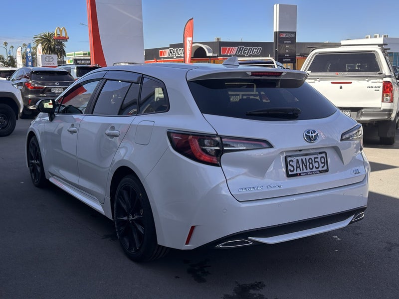 2022 Toyota Corolla Touring WxB 1.8p Hybrid image 5