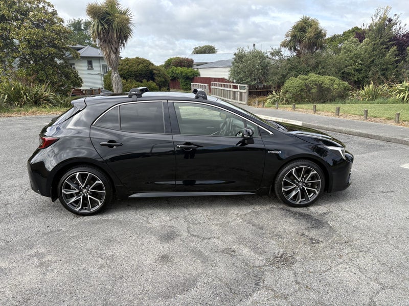 2022 Toyota Corolla ZR 1.8P HEV CVT FWD HB/5D/5S image 3