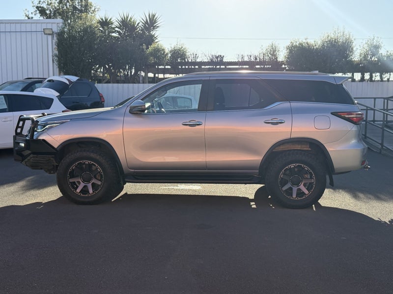 2022 Toyota Fortuner GXL 2.8DT/4WD/6AT image 5