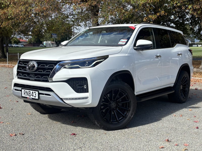 2022 Toyota Fortuner GXL 2.8DT 6AT 4WD image 3