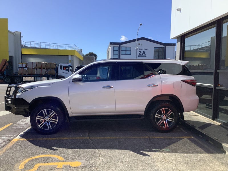 2022 Toyota Fortuner GXL 2.8DT 6AT 4WD WAGON image 3