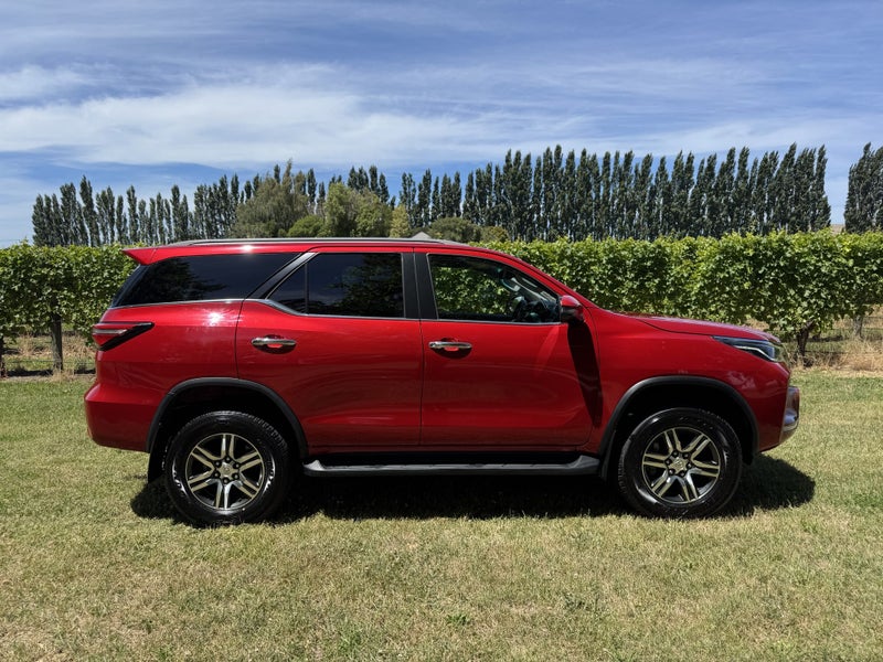 2022 Toyota Fortuner GXL 2.8DT 6AT 4WD WG/5D/7S image 3