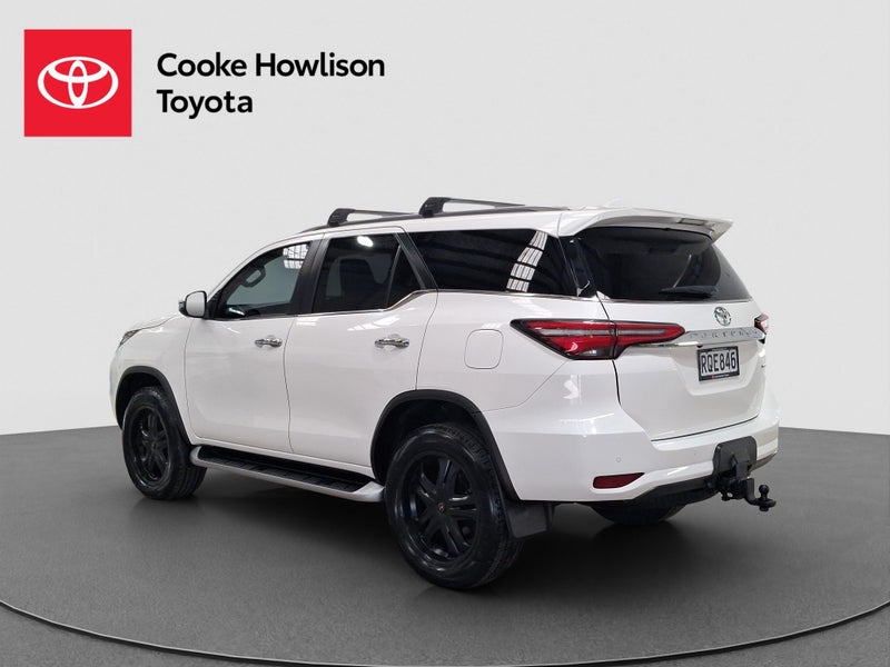 2022 Toyota Fortuner Limited 2.8DT 4WD image 4