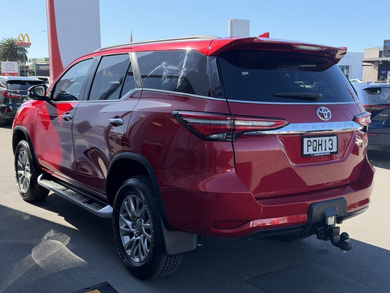 2022 Toyota Fortuner Limited 2.8DT 4WD Auto image 5
