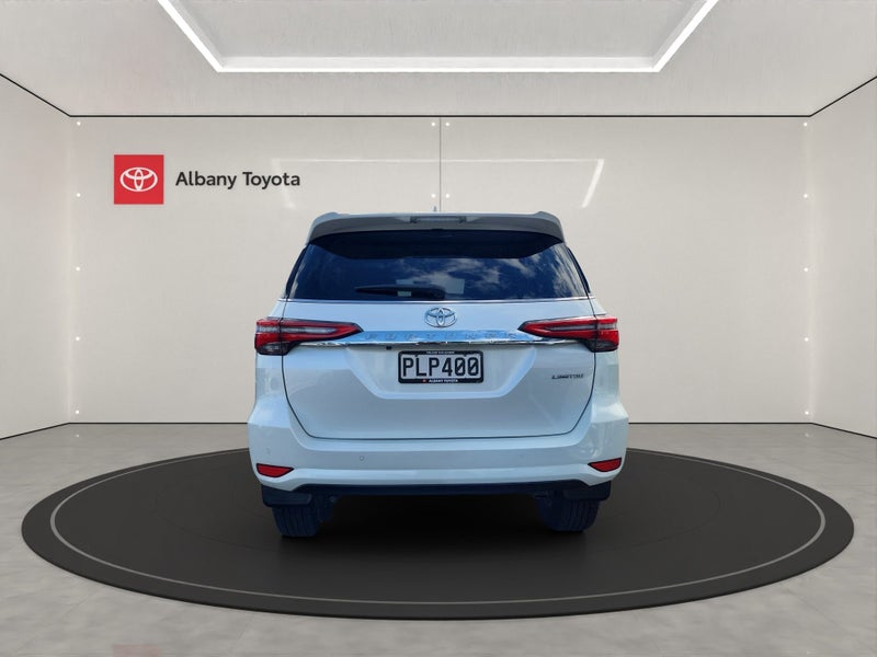 2022 Toyota Fortuner Limited 2.8DT 6AT image 4