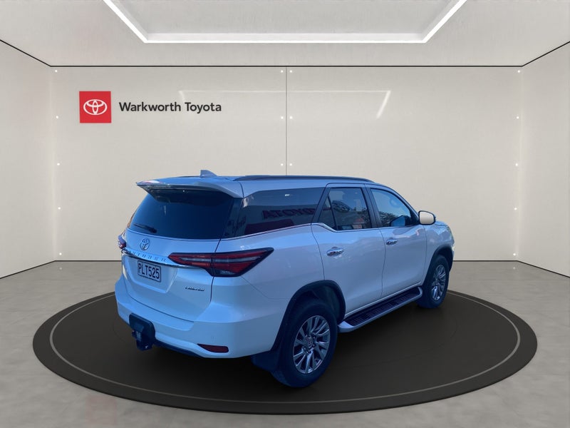2022 Toyota Fortuner Limited 2.8DT 6AT 4WD WG/5... image 2