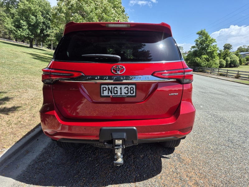 2022 Toyota Fortuner Limited 2.8DT 6AT 4WD WG/5... image 5