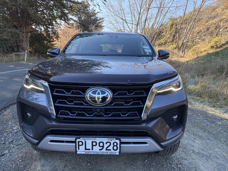2022 Toyota Fortuner Limited image 2