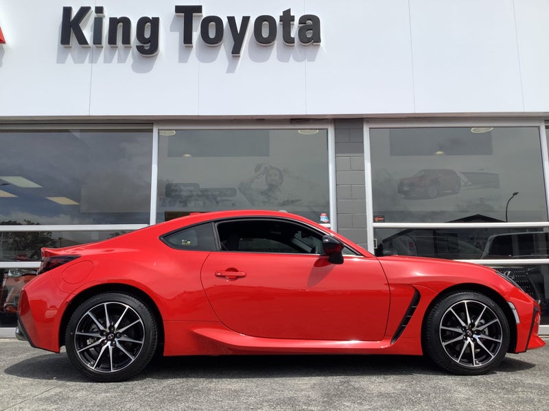 2022 Toyota GR86 2.4P SZ 2 Dr Coupe Manual image 3