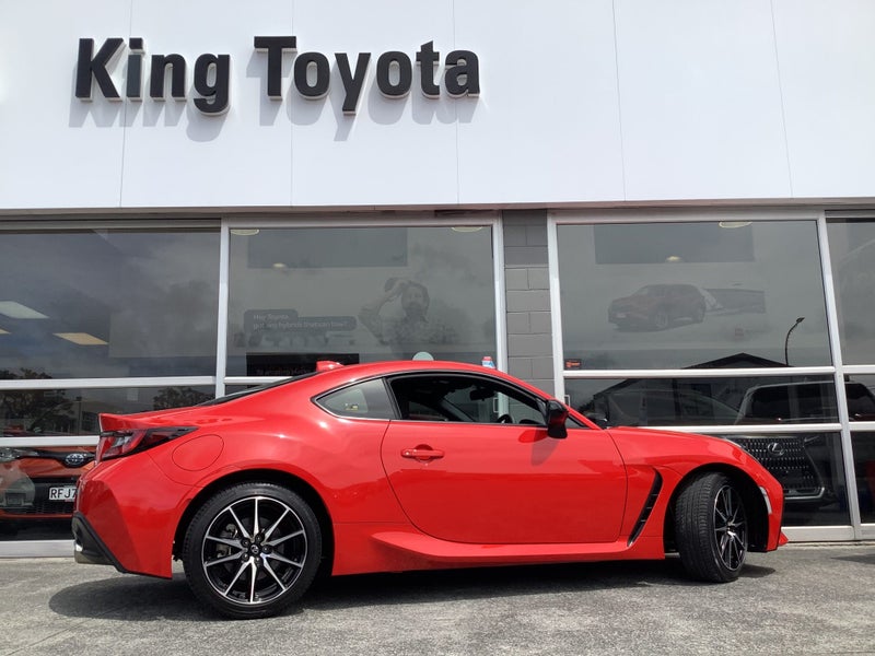 2022 Toyota GR86 2.4P SZ 2 Dr Coupe Manual image 4