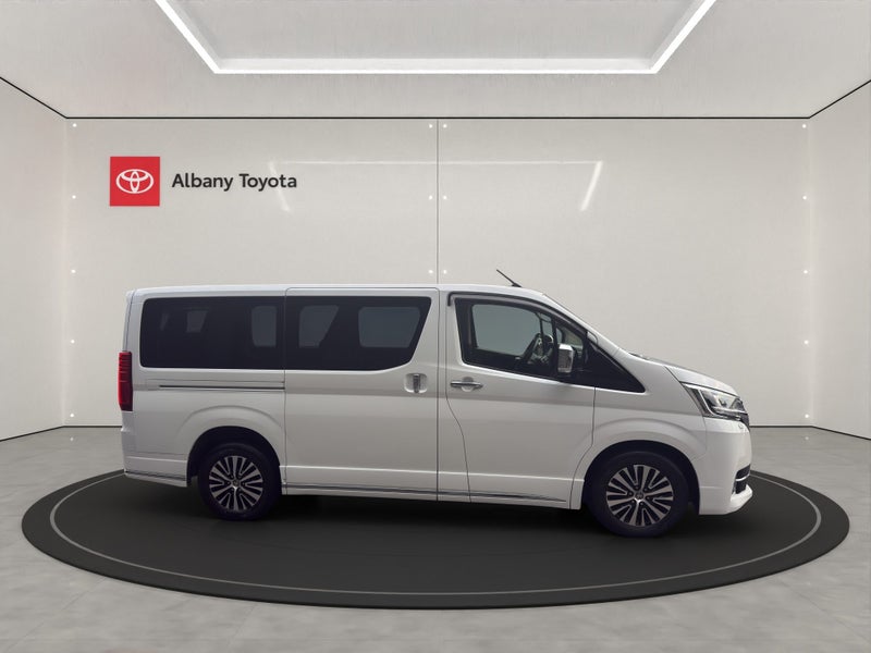 2022 Toyota Granvia 2.8DT 6AT RWD MB/5D/8S (HSW... image 2