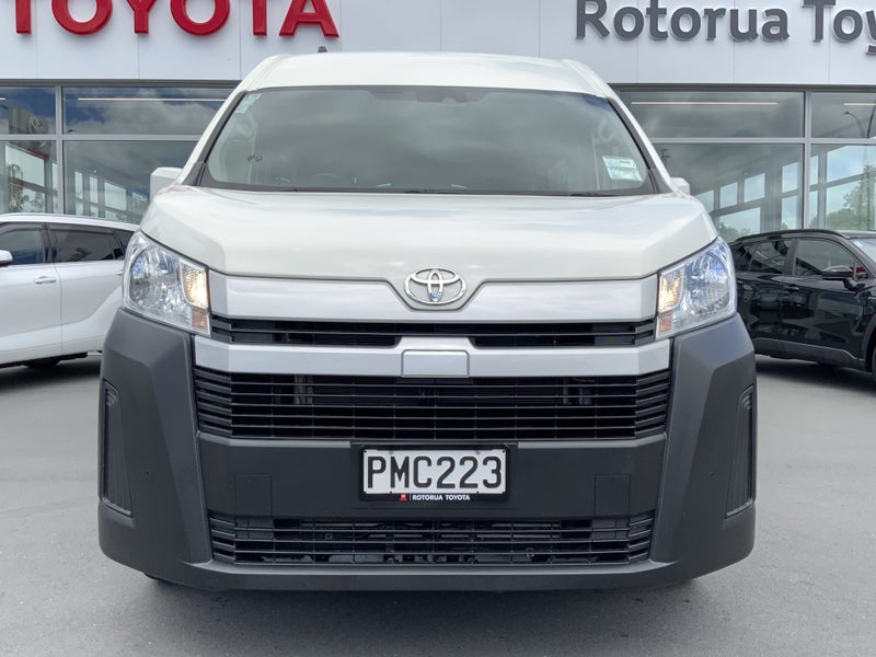 2022 Toyota Hiace 10 Seater Minibus NZ New - Ce... image 3