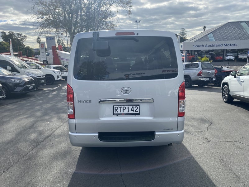 2022 Toyota Hiace 2.8D DX Long GL Package image 3