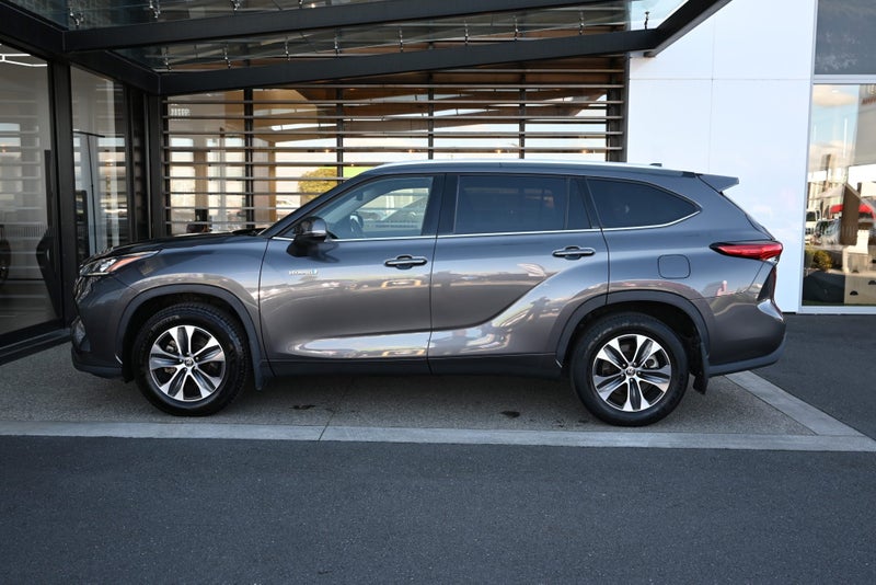 2022 Toyota Highlander Limited 2.5 Petrol Hybri... image 3