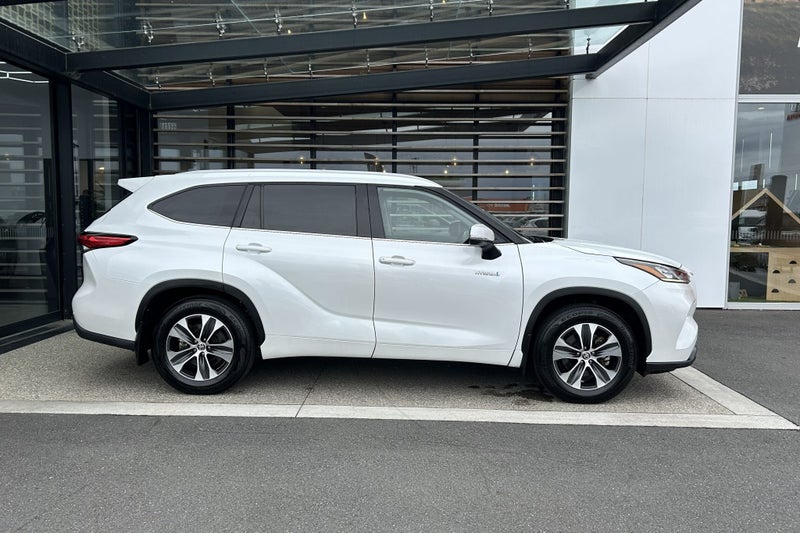 2022 Toyota Highlander Limited 2.5 Petrol Hybri... image 5