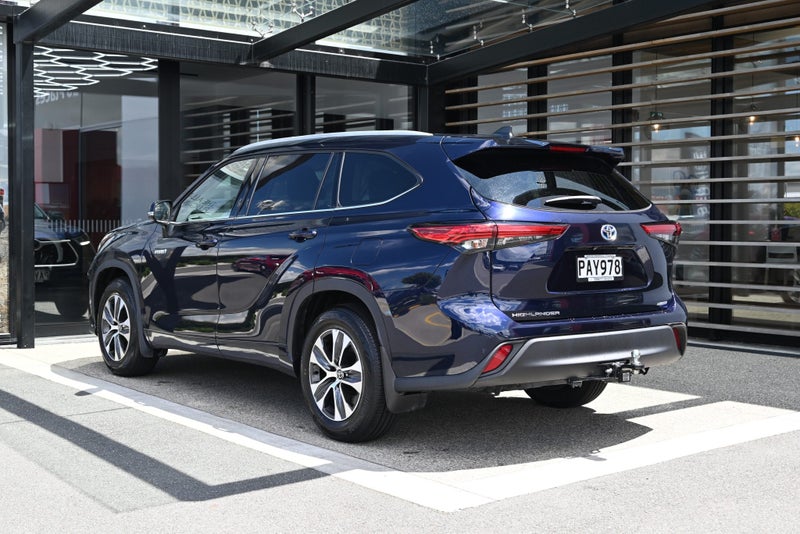 2022 Toyota Highlander Limited 2.5 Petrol Hybri... image 2