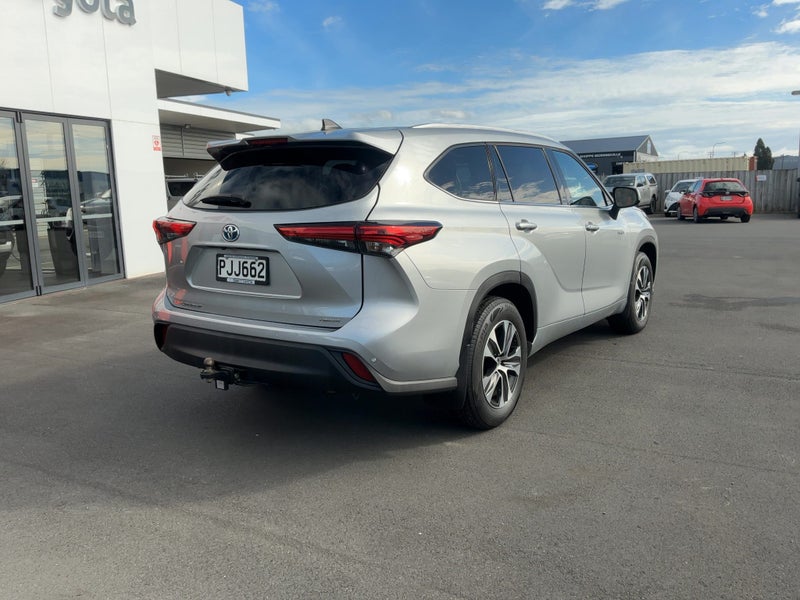 2022 Toyota Highlander Limited 2.5 Petrol Hybri... image 3