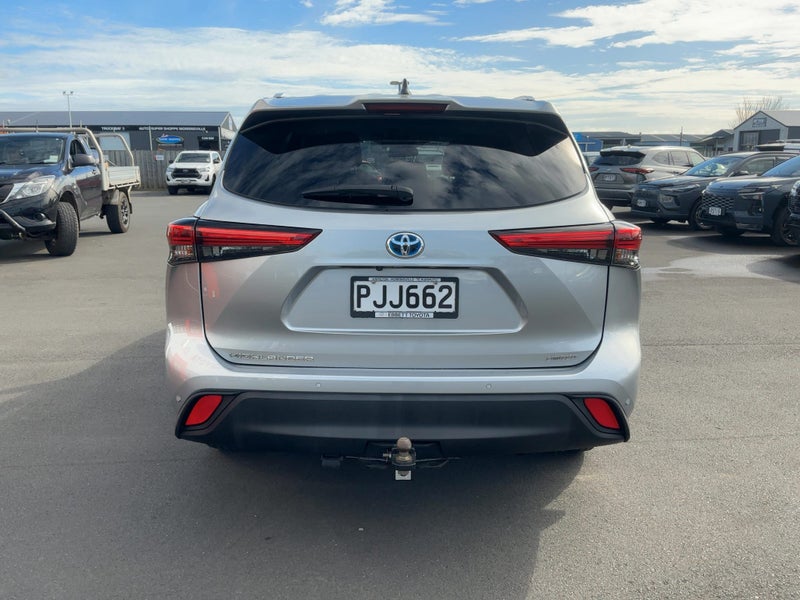 2022 Toyota Highlander Limited 2.5 Petrol Hybri... image 4